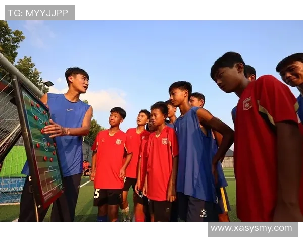 在绿茵场上追梦少年与足球的热血传奇