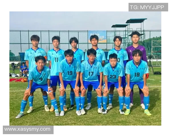 内江一中足球队奋勇拼搏展现青春风采助力校园体育文化发展