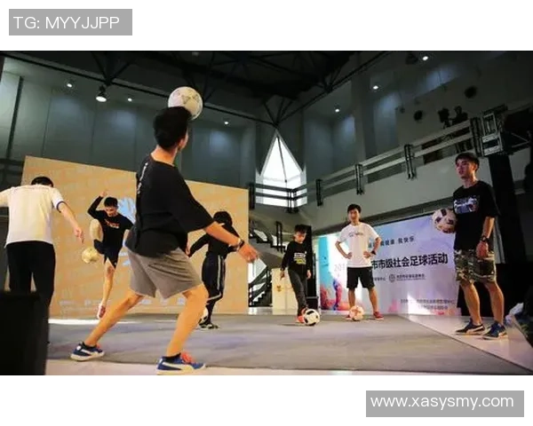 早庆足球激情四溢球迷齐聚共庆盛事的欢乐时刻